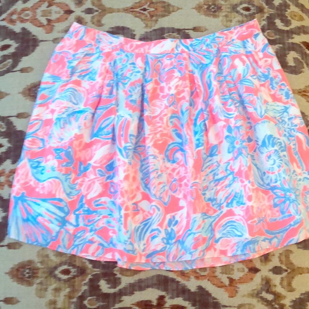 Lilly Pulitzer size 8 mini skirt